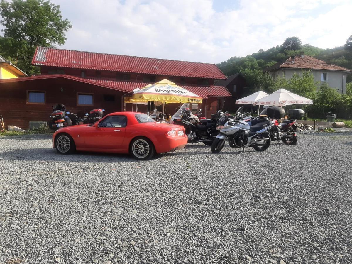 Pensiunea Carmen Bucium  Bagian luar foto