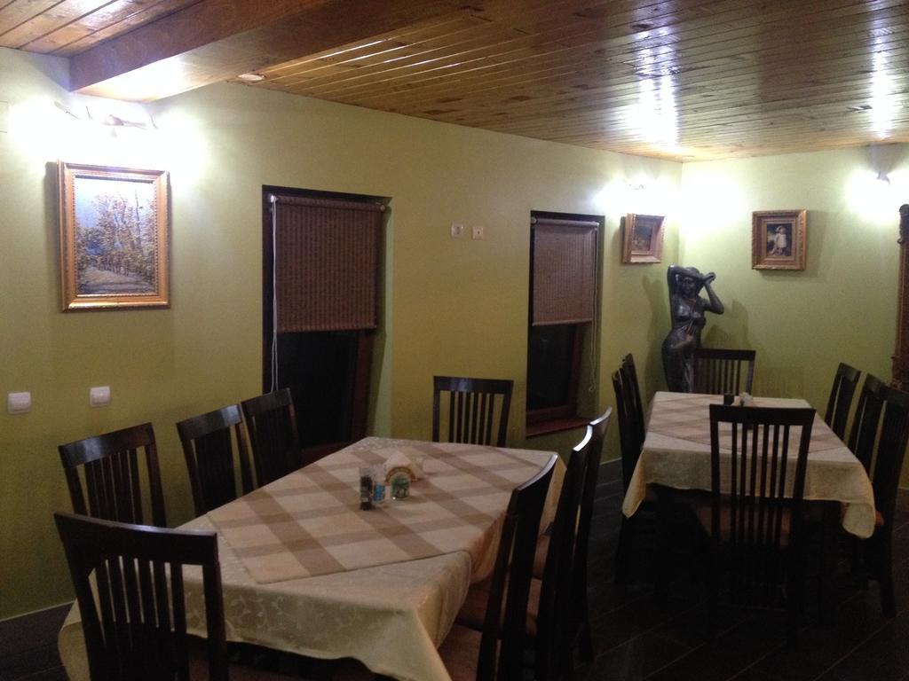 Pensiunea Carmen Bucium  Bagian luar foto